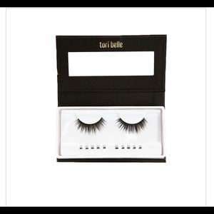NEW! DATE NIGHT MAGNETUDE LASH BUNDLE